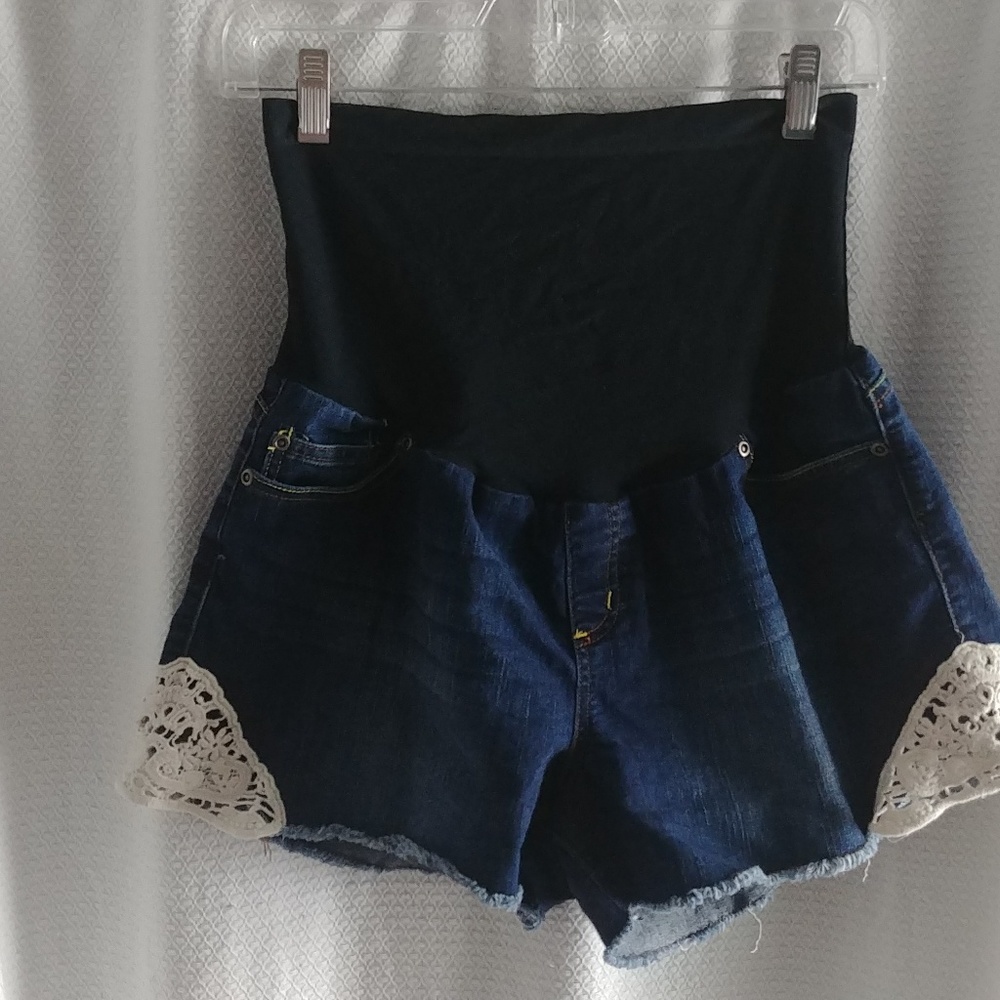 Planet Motherhood Maternity shorts XL